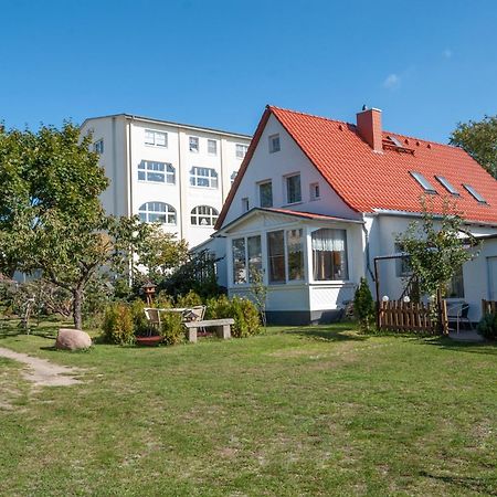 Schoener Gartenbungalow Sellin  Luaran gambar