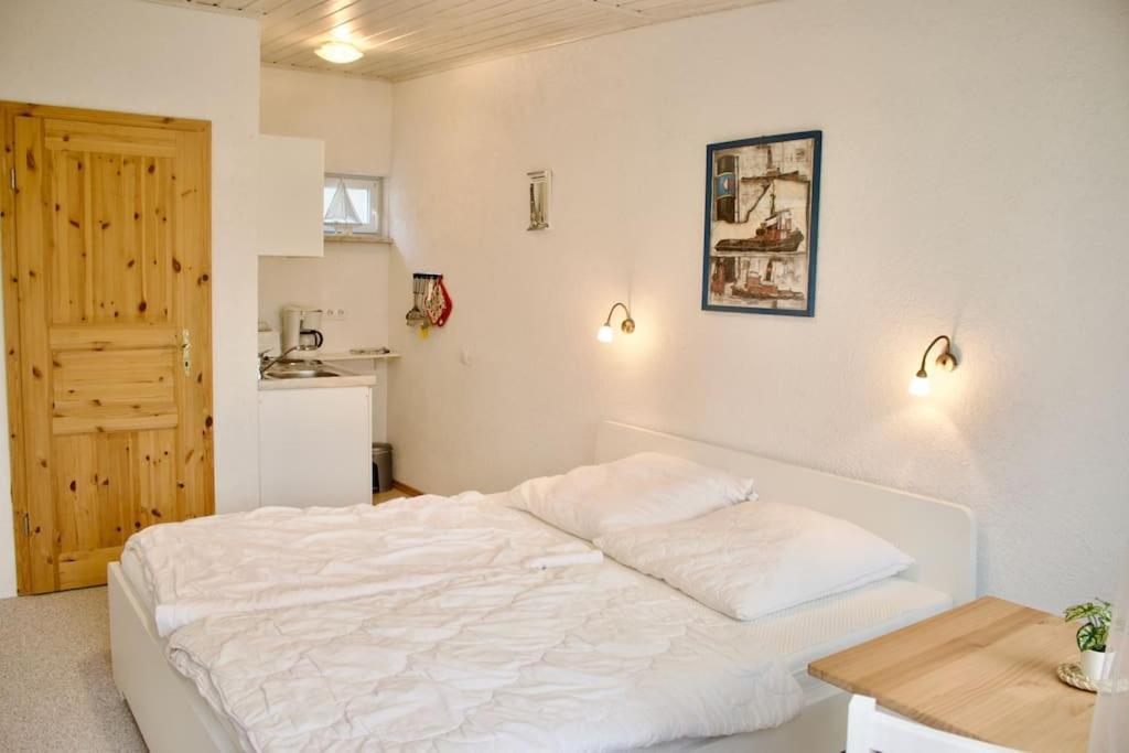 Schoener Gartenbungalow Sellin  Luaran gambar
